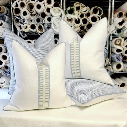 COMPANION PACIFICA PILLOW / BLUE - Image 2