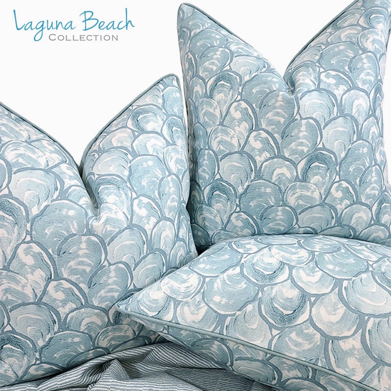 LAGUNA BEACH COLLECTION SHELL GARDEN PILLOW / AQUA