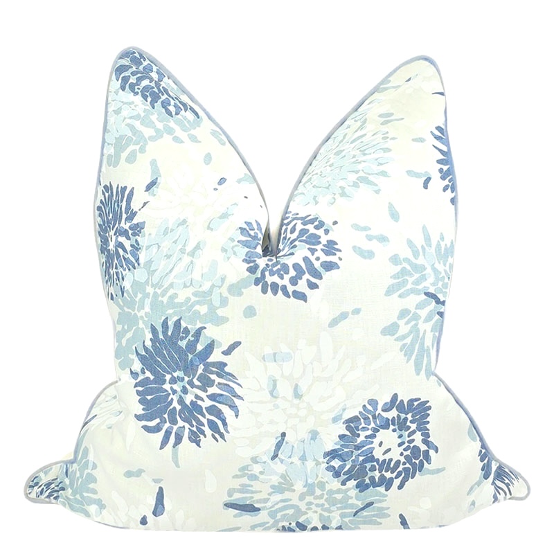 CHRYSANTHEMUM PILLOW IN BLUES