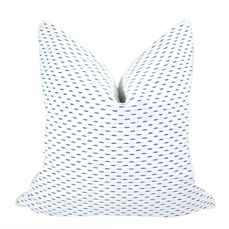 COMPANION AGENA PILLOW