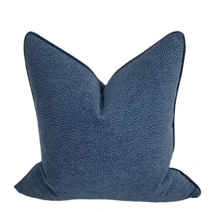 COMPANION PILLOW / SHAGREEN BLUE