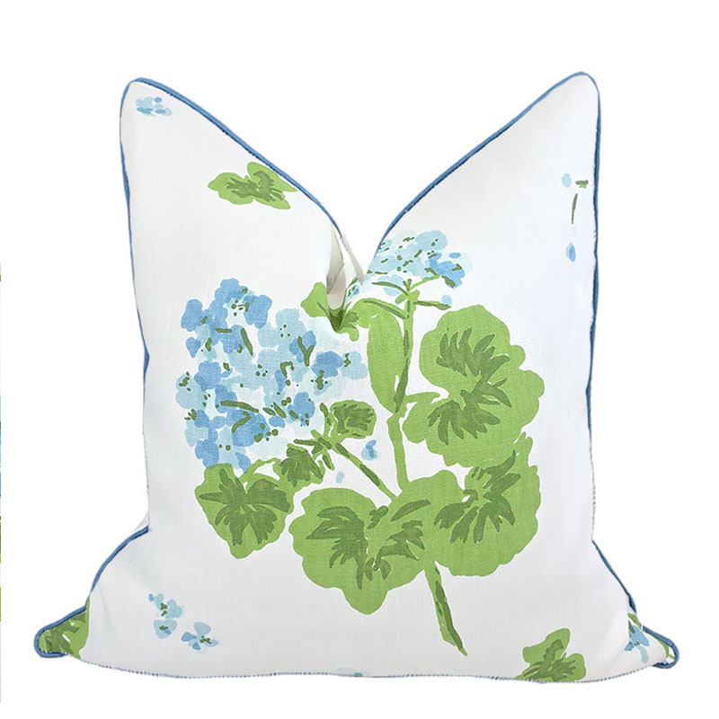 GERANIUM PILLOW