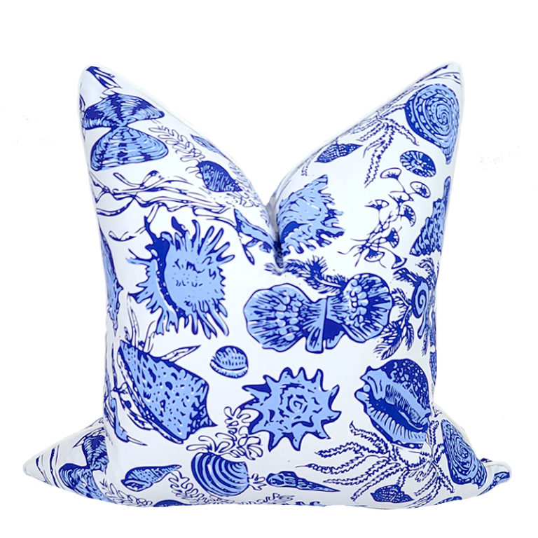 SOUTH BEACH COLLECTION ISLAND SHELLS PILLOW