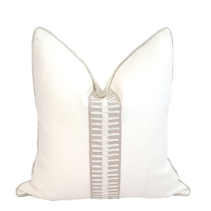 NORA PILLOW IN NATURAL
