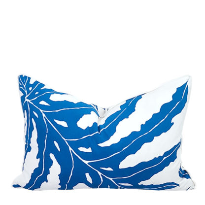 SOUTH BEACH COLLECTION PHILODENDRON PILLOW COVER / BLUE