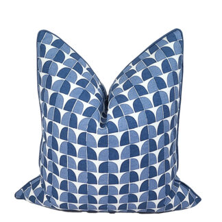SOLSBURY PILLOW IN BLUE