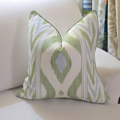 CHARLESTON COLLECTION VERO IKAT PILLOW / PISTACHIO - Image 2