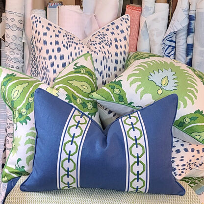 JUPITER ISLAND COLLECTION LES TOUCHES PILLOW - BLUE - Image 2